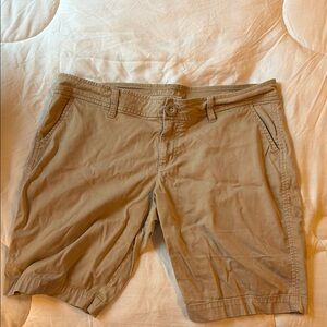 Arizona Jean Company  Tan Shorts